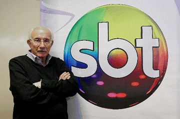 Diretor do SBT diz que novelas das concorrentes constrangem: 