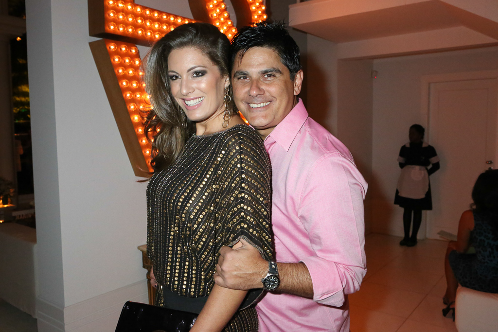 Elaine Mickely e César Filho: ela quer voltar para a TV (Divulgação)