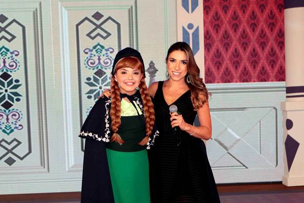 Stefany Vaz Máquina da Fama