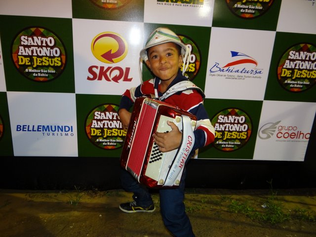Cristian Luiz de Jesus Santos menino sanfoneiro domingo show