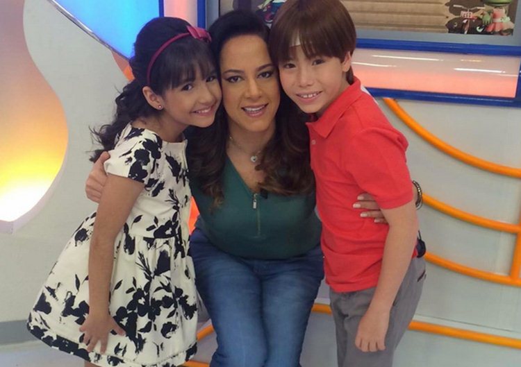 Feriadao-SBT-Ana-Julia-Silvia-Matheus