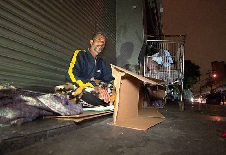 Reporter Record Investigação moradores de rua