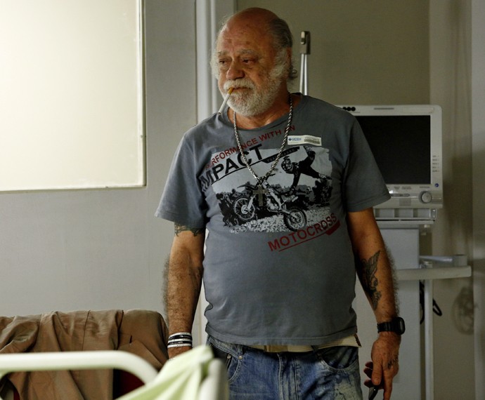 Ator de A Regra do Jogo reclama de salário na Globo