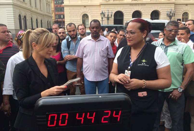 Eliana na Rua