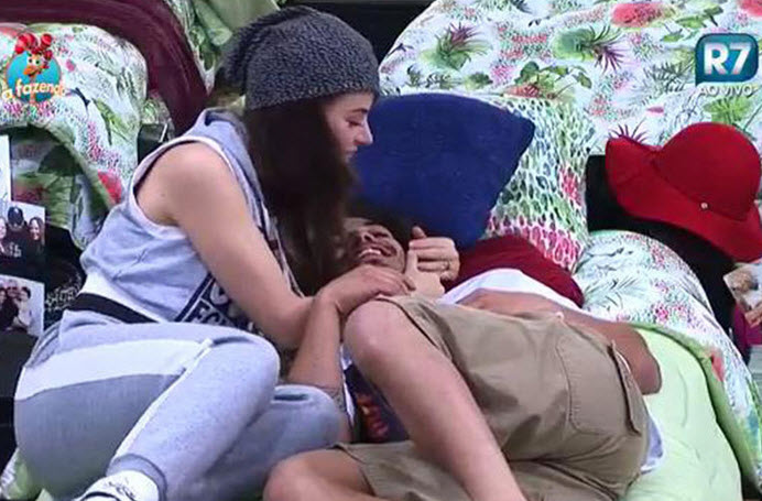 Rayanne e Douglas A Fazenda 8