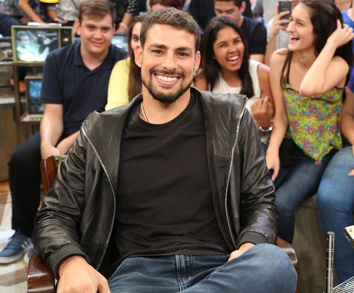 “Quero fazer personagens que tenham densidade dramática”, diz Cauã Reymond