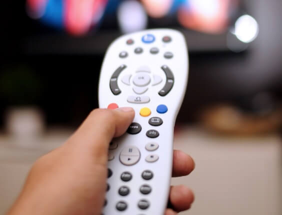 Saiba quanto as operadoras de TV paga faturam por ano