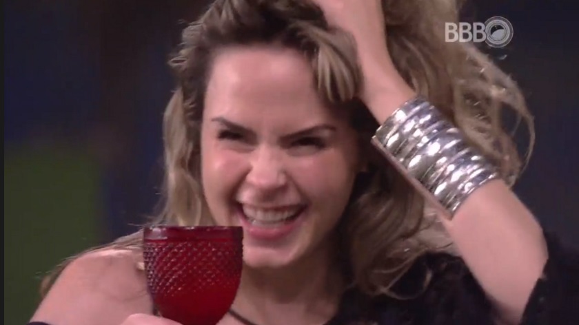 BBB 16 | Ana Paula sobre boatos a respeito da sexualidade de Renan: 