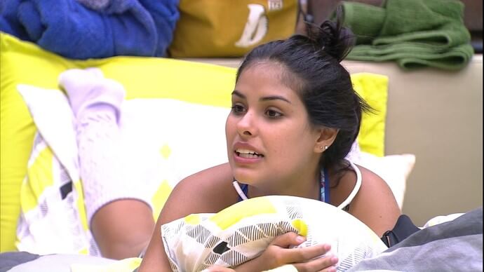 Vencedora do BBB 16, Munik diz que não vai rolar nada entre ela e Renan