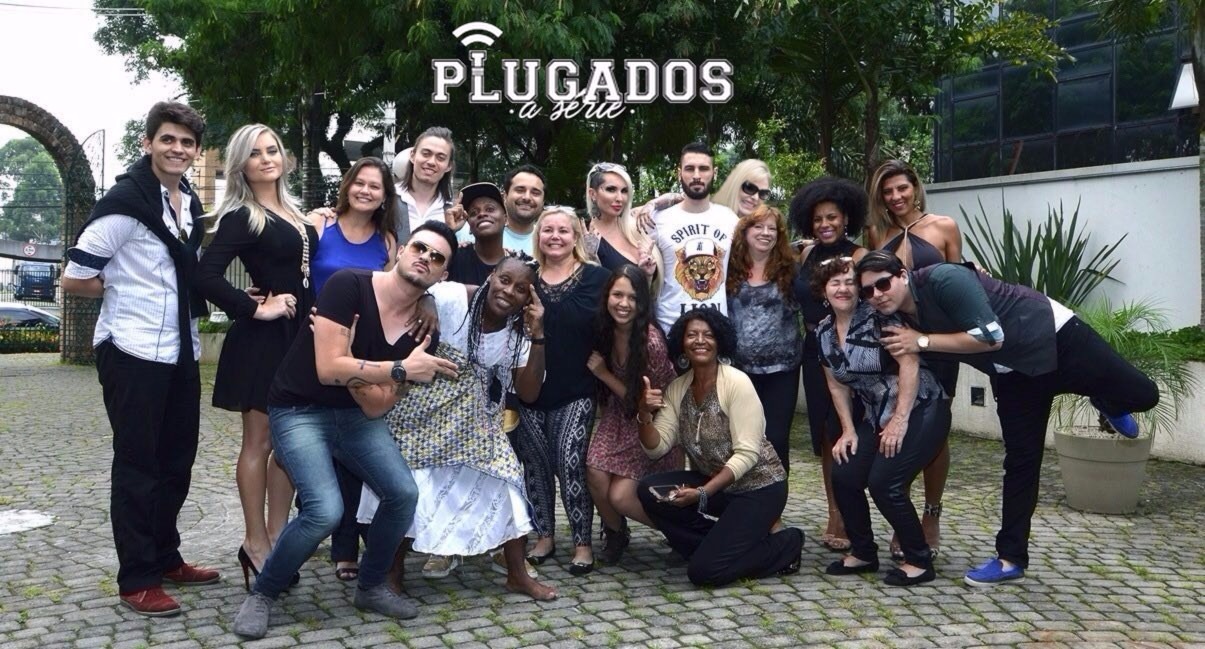 Plugados Elenco