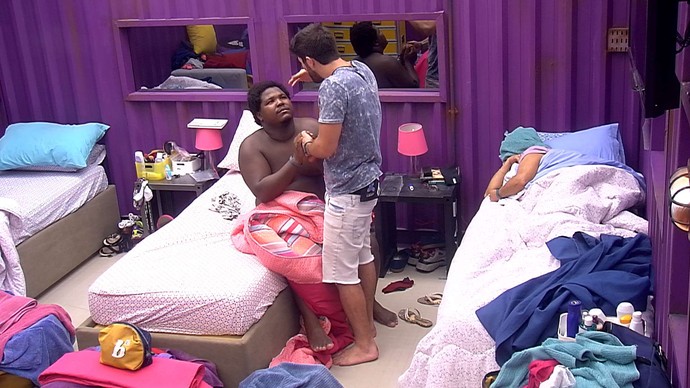 BBB 16 | Se Laham estiver na final, Ronan diz que abandonará a festa