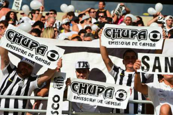 Chupa Globo torcida Santos