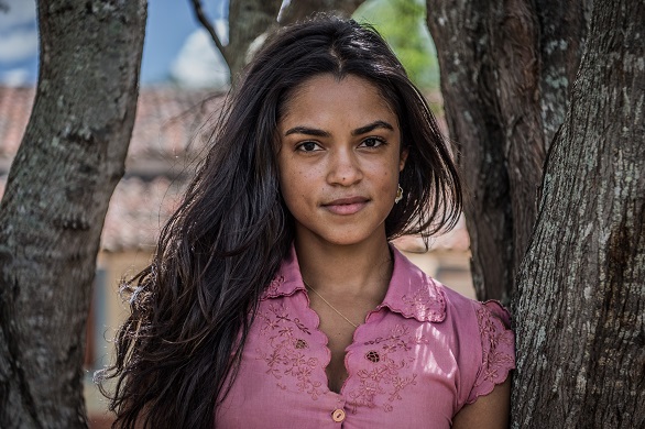 Lucy Alves