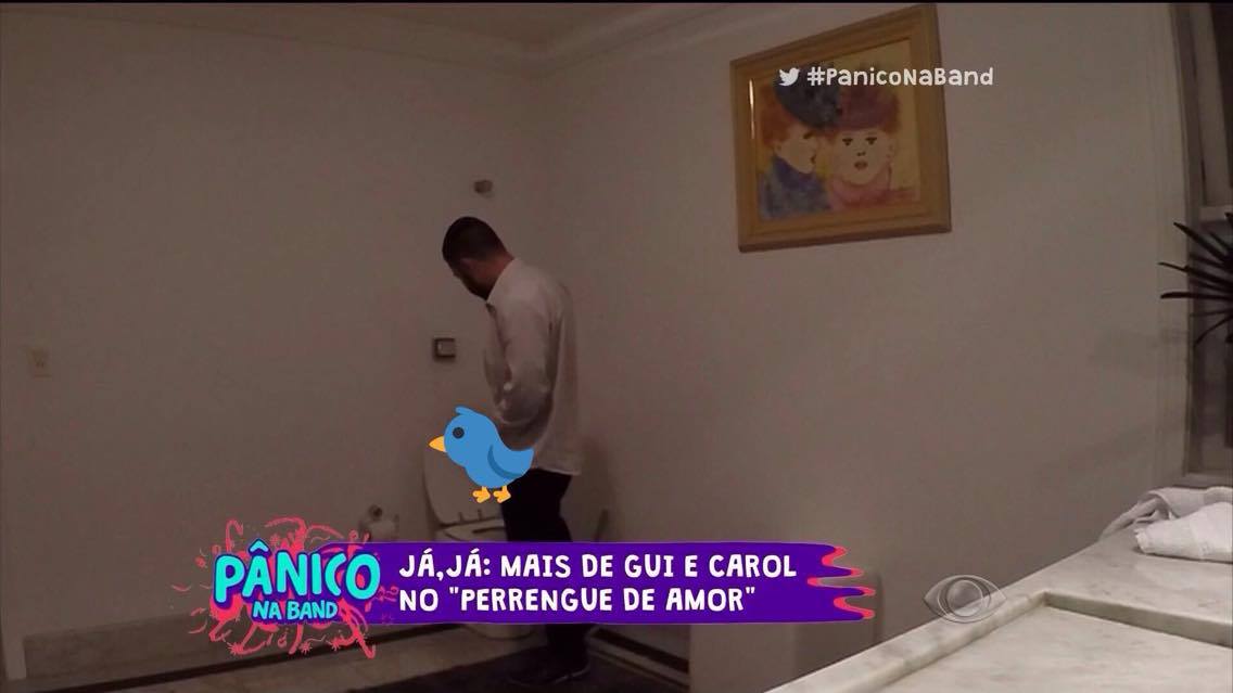 Homem mostra pênis no Pânico na Band