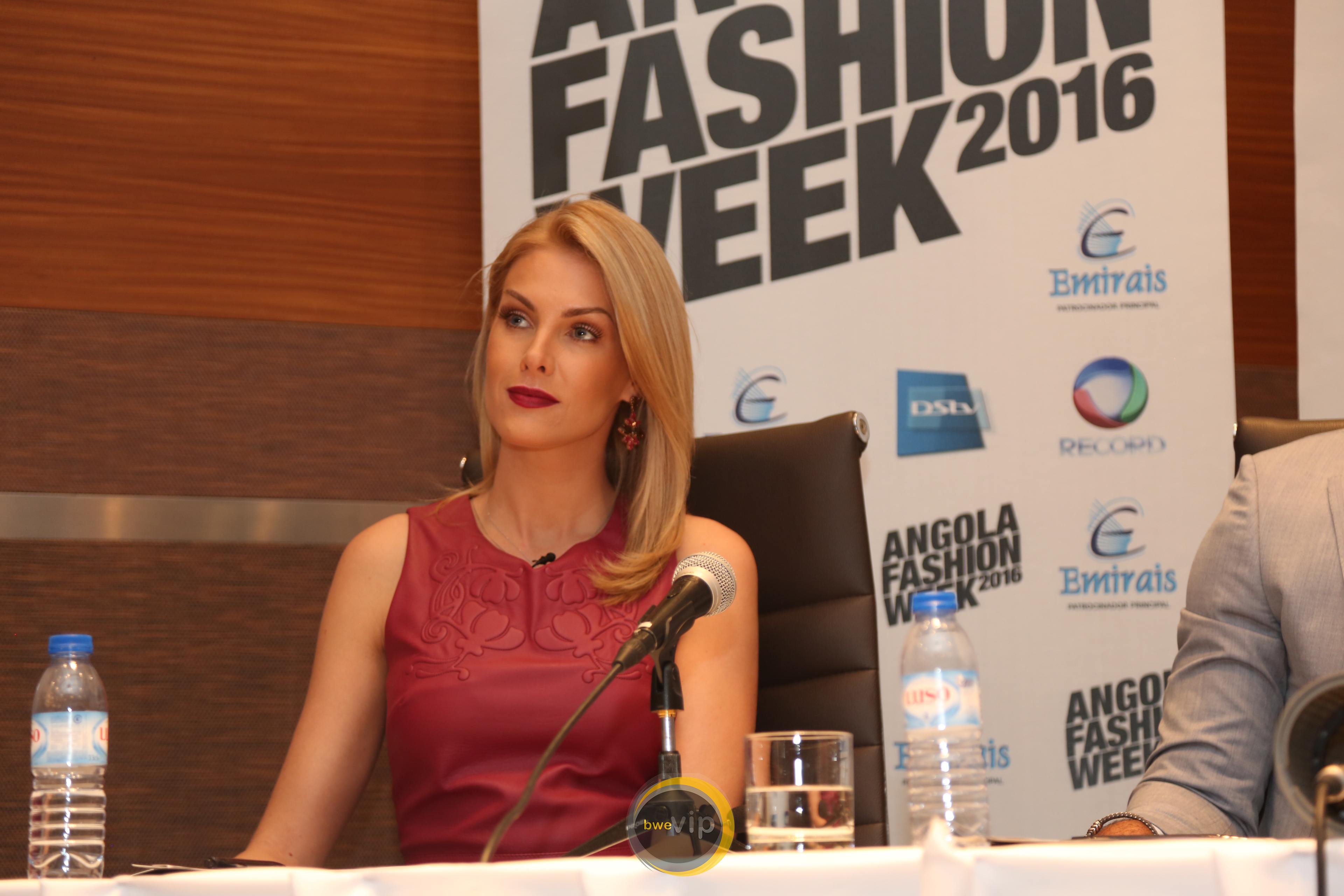 Ana Hickmann Angola Fashion