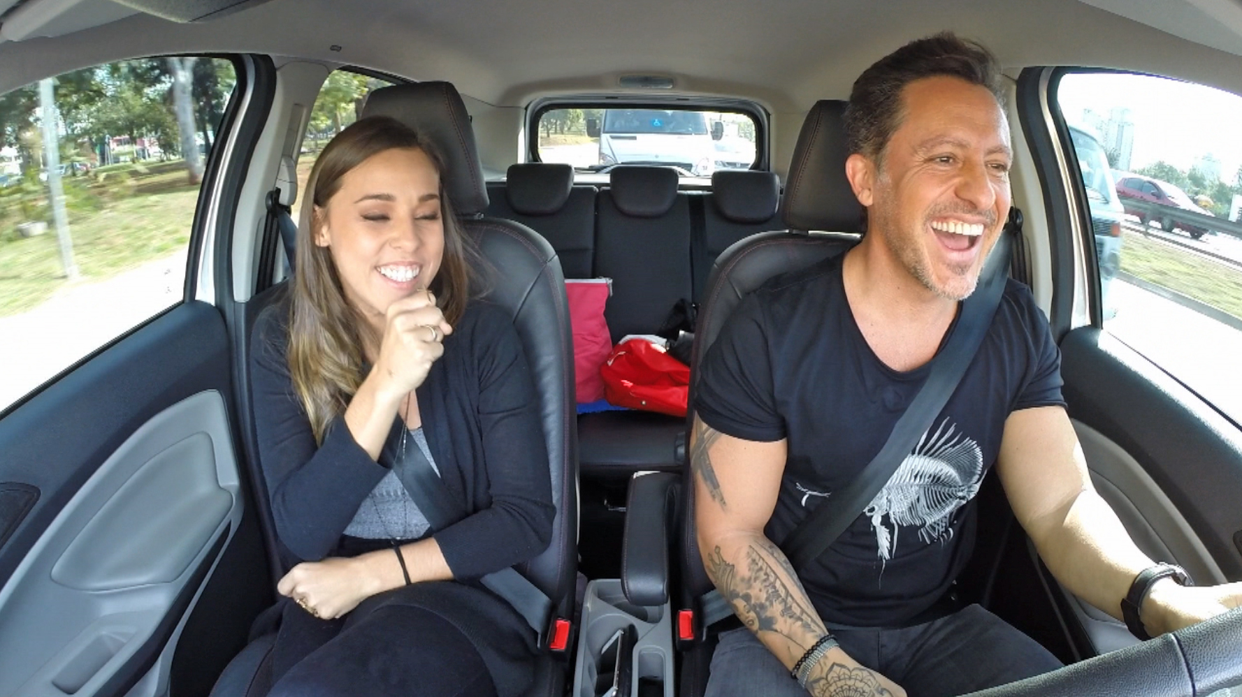 Rick Bonadio e Thati Lopes no Bate & Volta