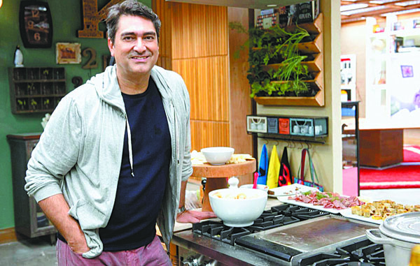 Zeca Camargo no É de Casa