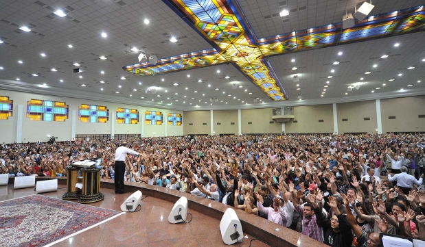 Igreja Universal tentou comprar canal 21