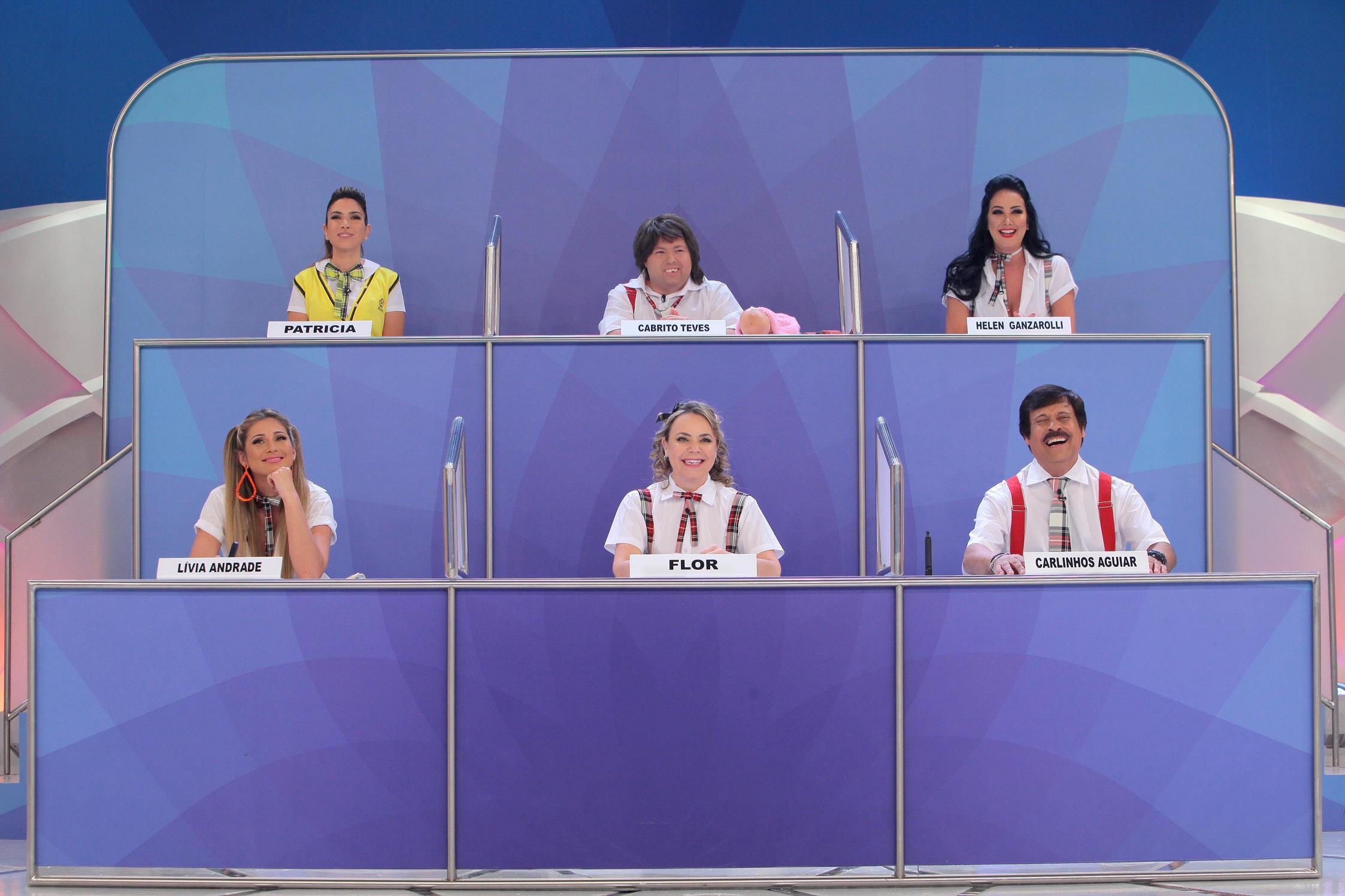 Alunos de Silvio Santos no Jogo dos Pontinhos