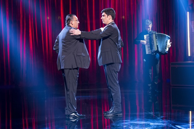 Destaque na estreia do Adnight, Galvão Bueno ganha imitação de Marcelo Adnet