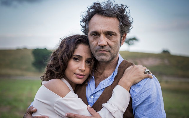 Camila Pitanga e Domingos Montagner em Velho Chico