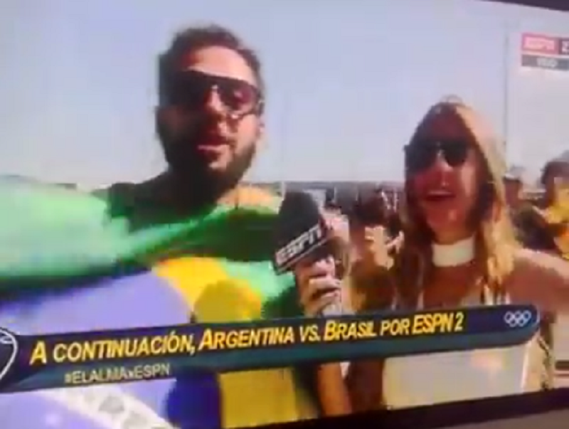 Torcedor se passou por argentino