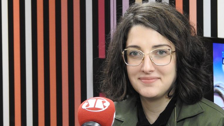 Clarice Falcão admite “Foi horrível para mim trabalhar na Globo”