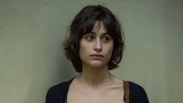 Débora volta a ser violentada por antigo agressor na minissérie Justiça