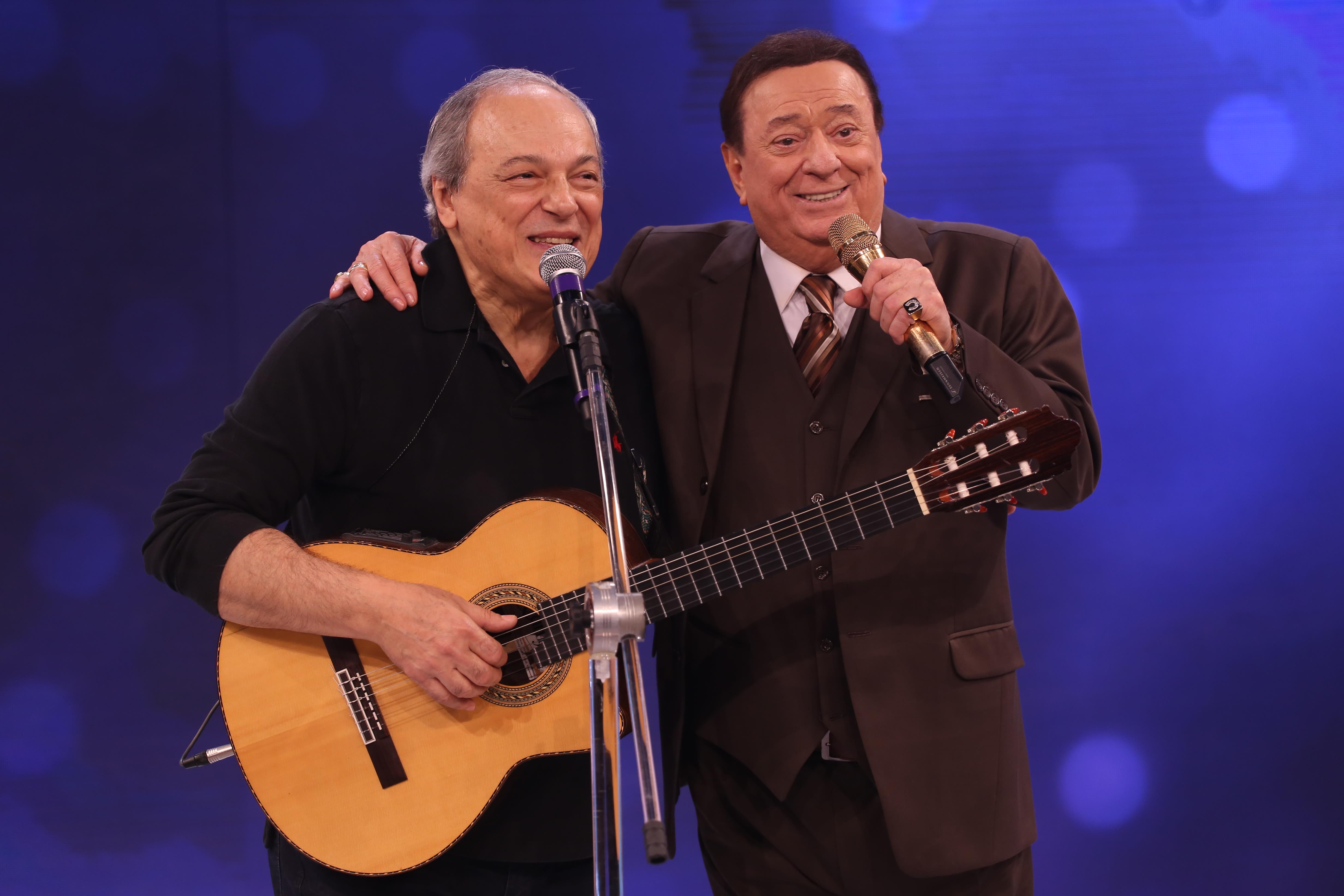 Toquinho no Raul Gil