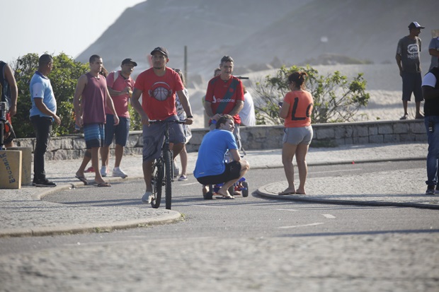 Globo grava cenas de Malhação na Praia da Macumba 4