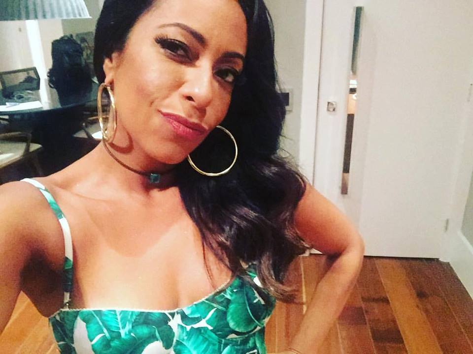 Samantha Schmutz foi a convidada do Adnight desta quinta feira (24)