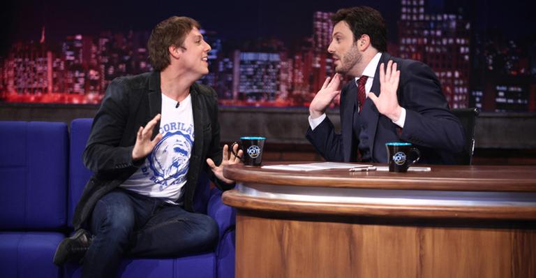 Fábio Porchat em entrevista a Danilo Gentili no The Noite