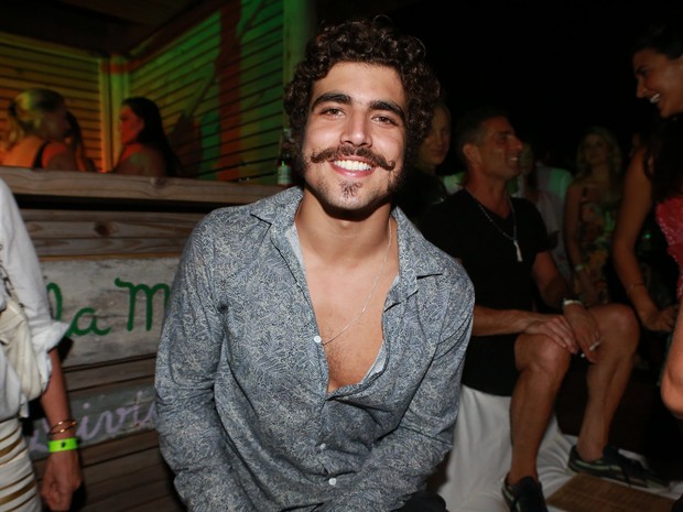 Caio Castro