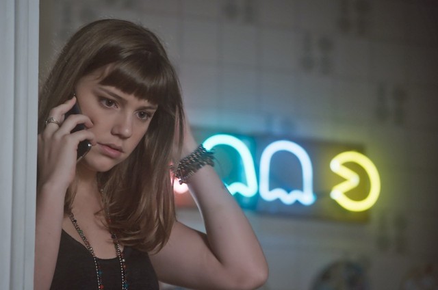 Isabela (Alice Wegmann) retorna em A Lei do Amor de forma surpreendente (Divulgação/TV Globo)