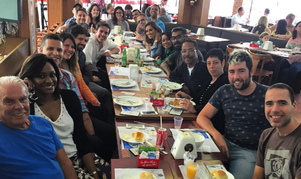 Equipe do Primeiro Impacto se reuniu para confraternização (Reprodução/Instagram)