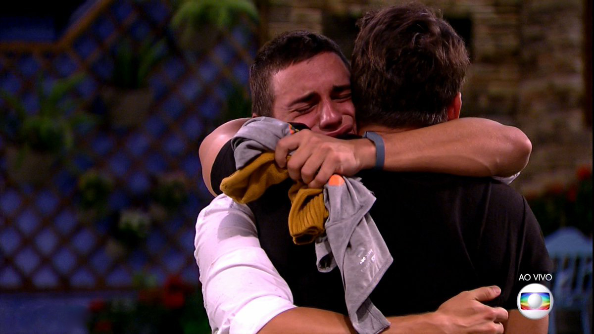 Gêmeos são eliminados do BBB 17