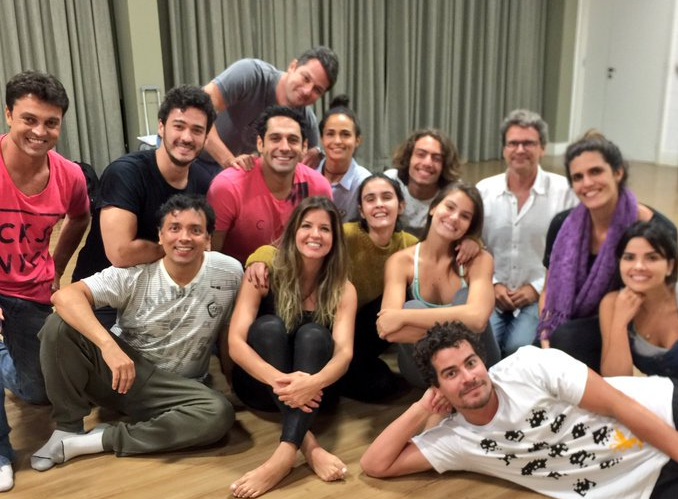Elenco de Pega Ladrão se reúne para ensaios (Reprodução/Instagram)