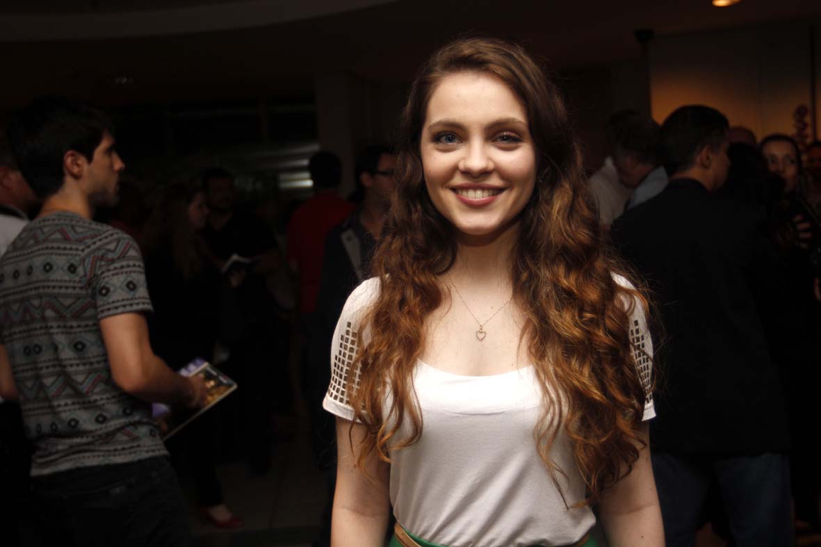 Cecília Dassi vira psicóloga (Leo Franco/AgNews)