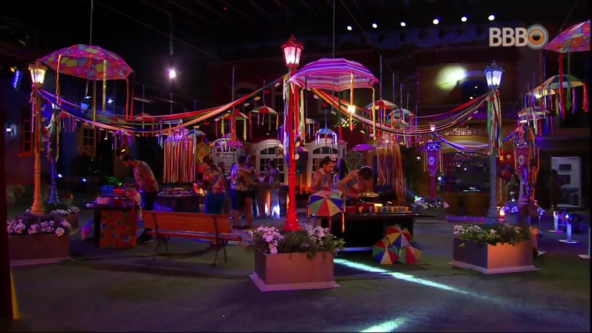 Festa Frevo agita a casa do BBB 17