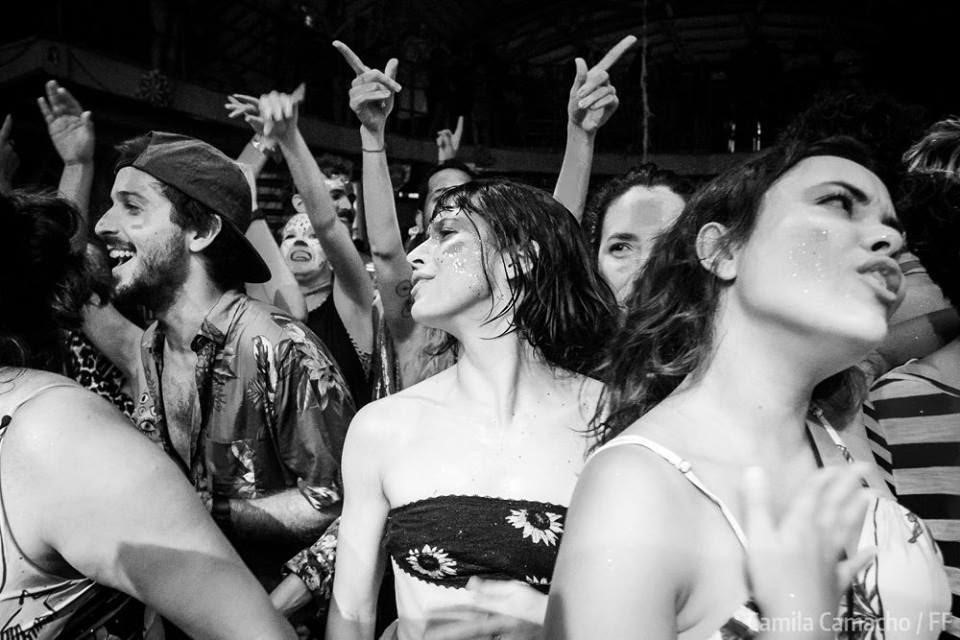 Tainá no pré carnaval 2017 do “Amigos da Onça no Circo Voador” -