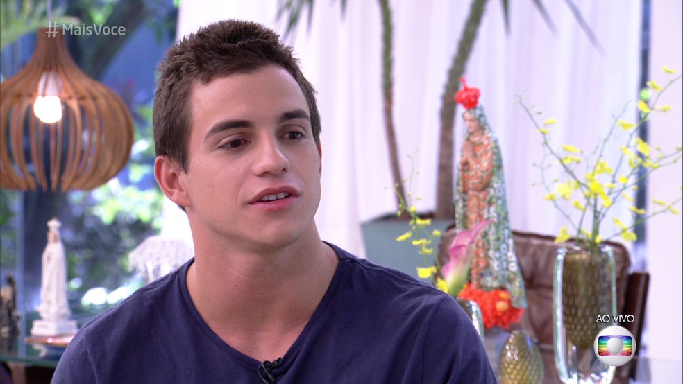 Manoel toma café com Ana Maria (Foto: TV Globo)