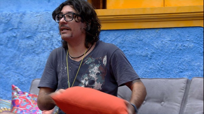 BBB 17: Ilmar quer desmascarar Daniel