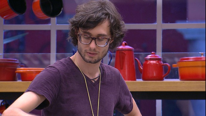 Pedro tomou choque ao ser confrontado pelo apresentador
