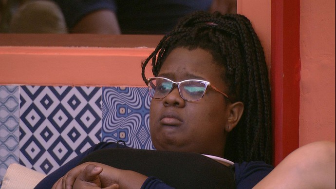 Big Brother Brasil: Roberta ganha fama de falsa