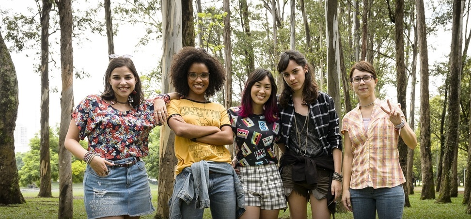 Elenco de Malhação Viva a Diferença grava no Parque do Ibirapuera