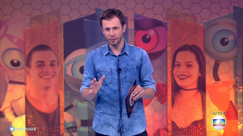 Tiago Leifert comanda o Big Brother Brasil 17 (Divulgação)