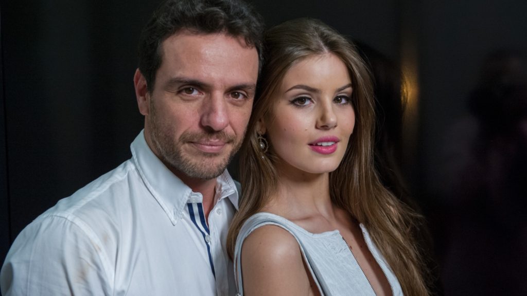 Rodrigo Lombardi e Camila Queiroz