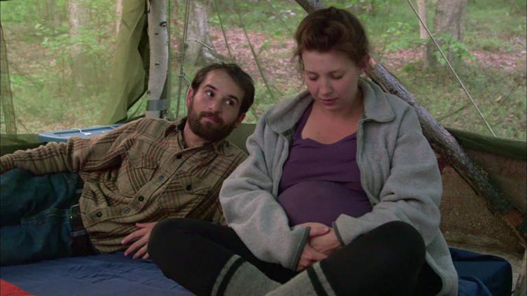 Casal participante do reality Born in The Wild (Reprodução)