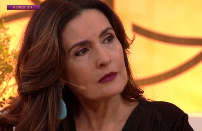 Fátima Bernardes chorou durante o Encontro