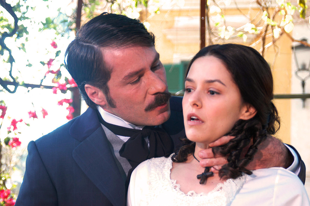Leopoldo Pacheco e Bianca Rinaldi em A Escrava Isaura